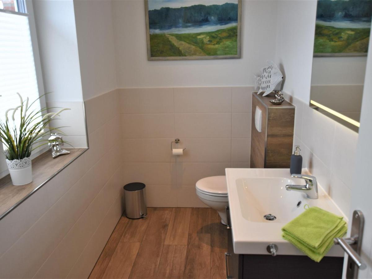Cozy Holiday Home In Gross Schwansee With Sauna Extérieur photo