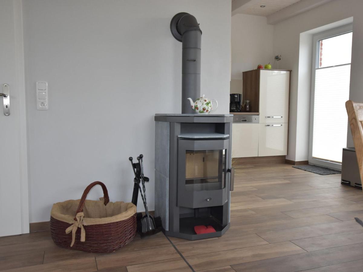 Cozy Holiday Home In Gross Schwansee With Sauna Extérieur photo